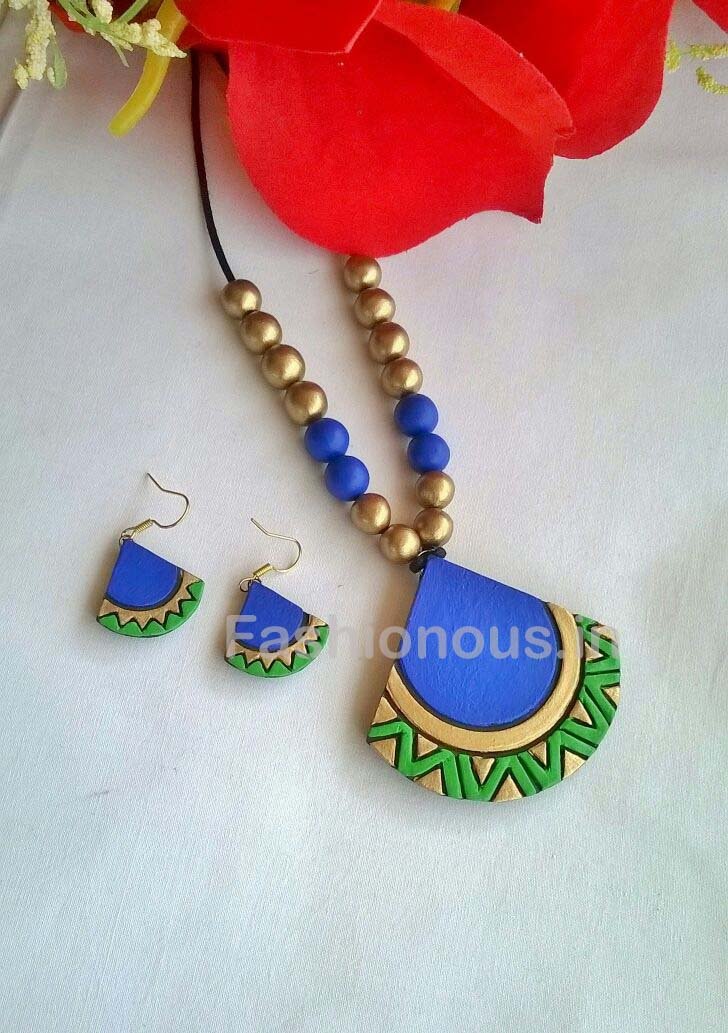 Blue Quarter Circle Shaped Terracotta Pendant Set-TJS-052