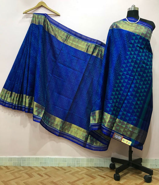 Dark Blue Triangle Designed with Golden Border Patola Silk Saree-PPSRE-017