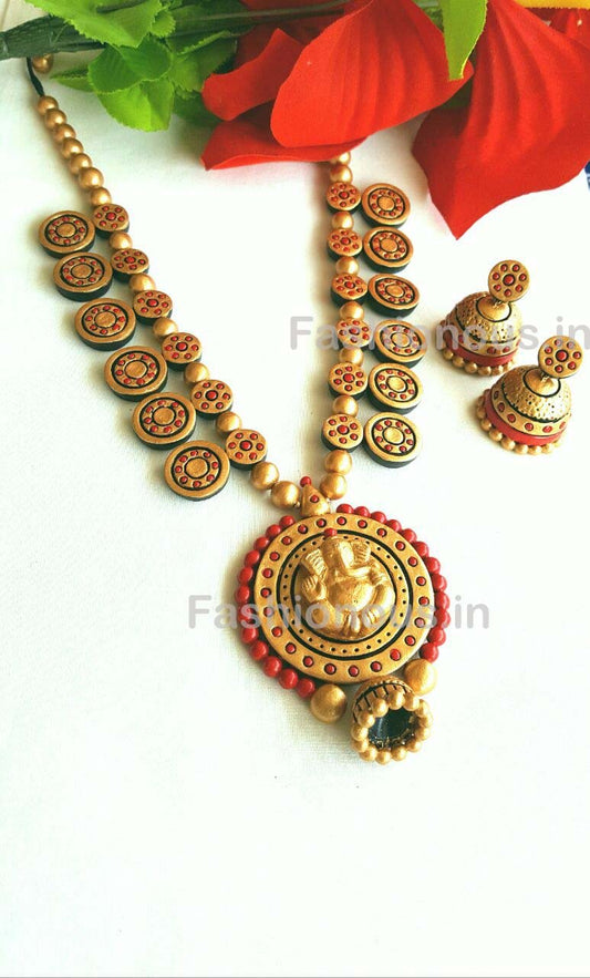 Golden Ganesh Round Terracotta Pendant Set-TJS-059