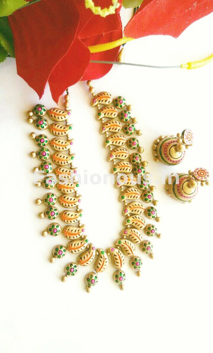 Golden Leaf String Terracotta Jewellery Set-TJS-018