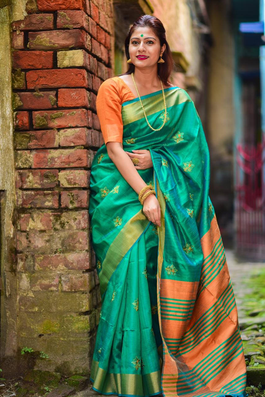 Gorgeous Green Banglori Raw Silk Saree