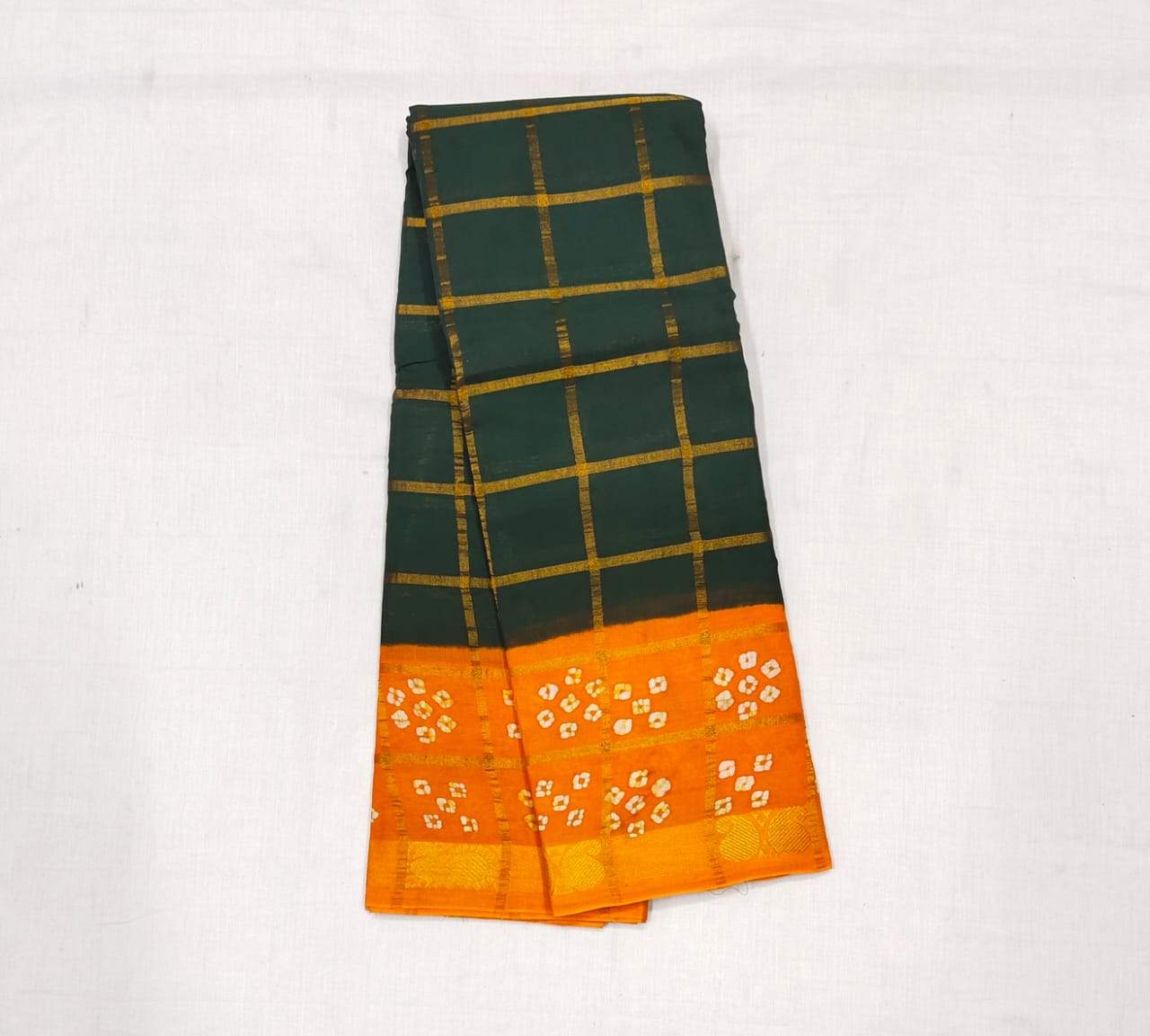 Green Sungudi with Bandhani Print Border