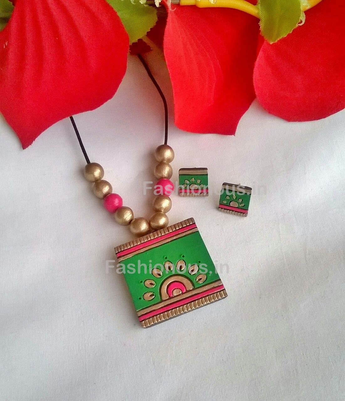 Green and Pink Floral Squared Terracotta Pendant Set-TJS-044