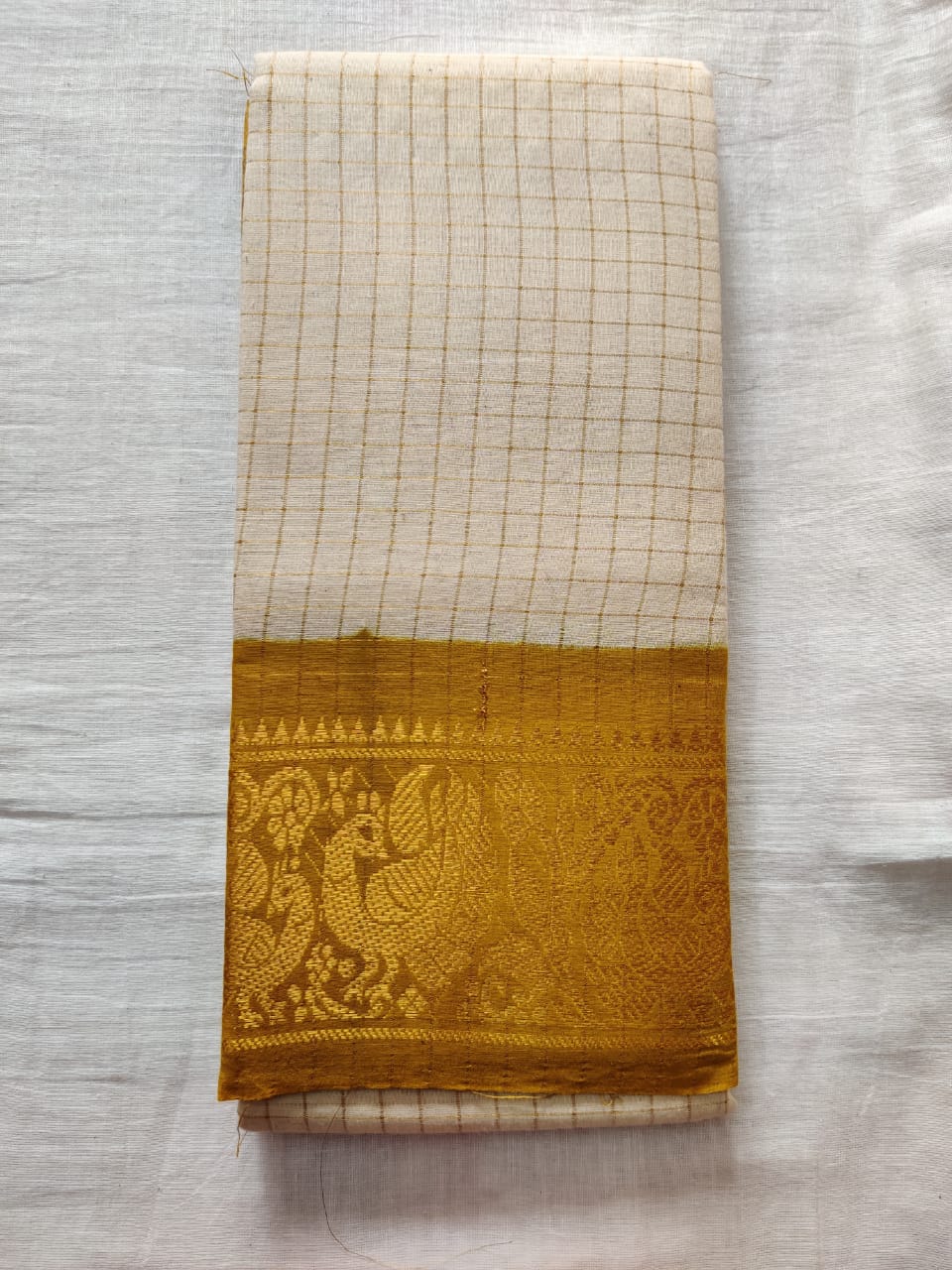 White With Yellow Border Madurai Sungudi Saree- Double Side Jari Border Jari Check