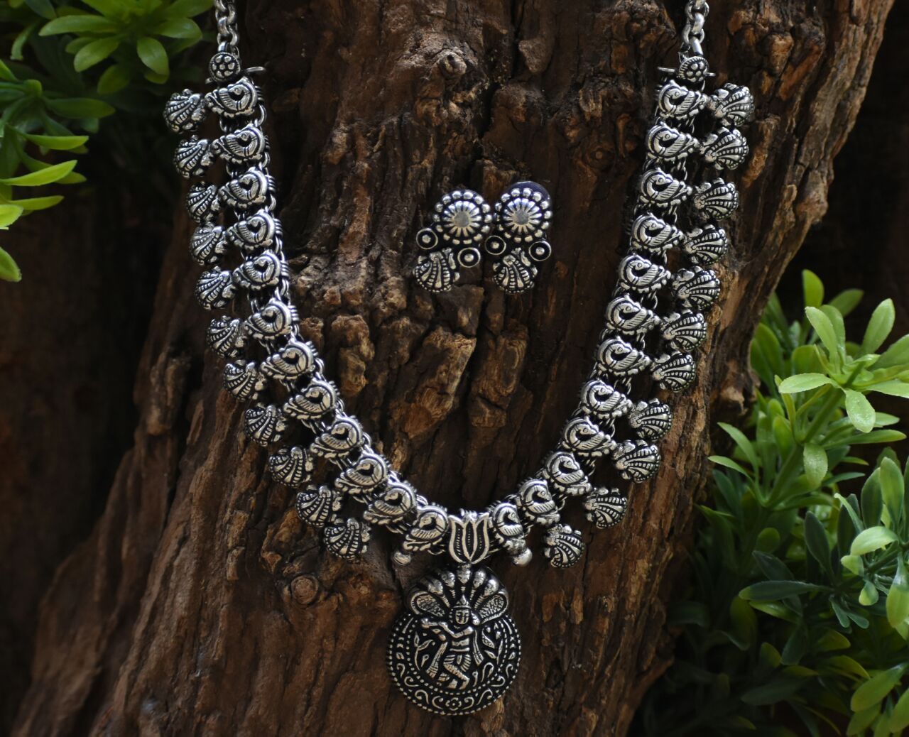 Oxidized Temple Necklace and Earrings-OTN031