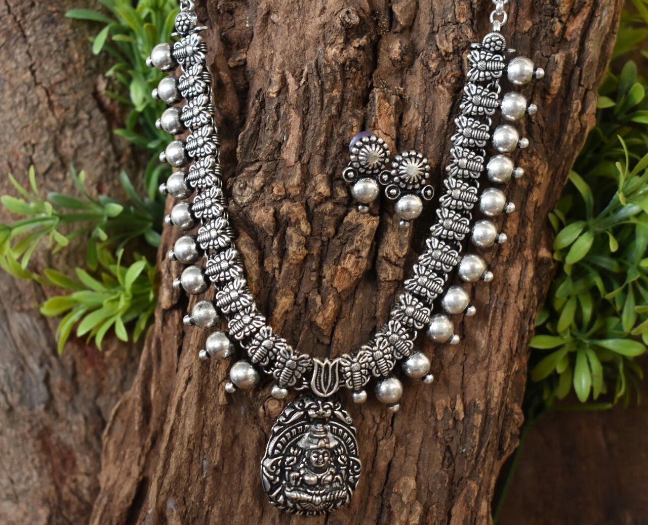 Oxidized Temple Necklace and Earrings-OTN037