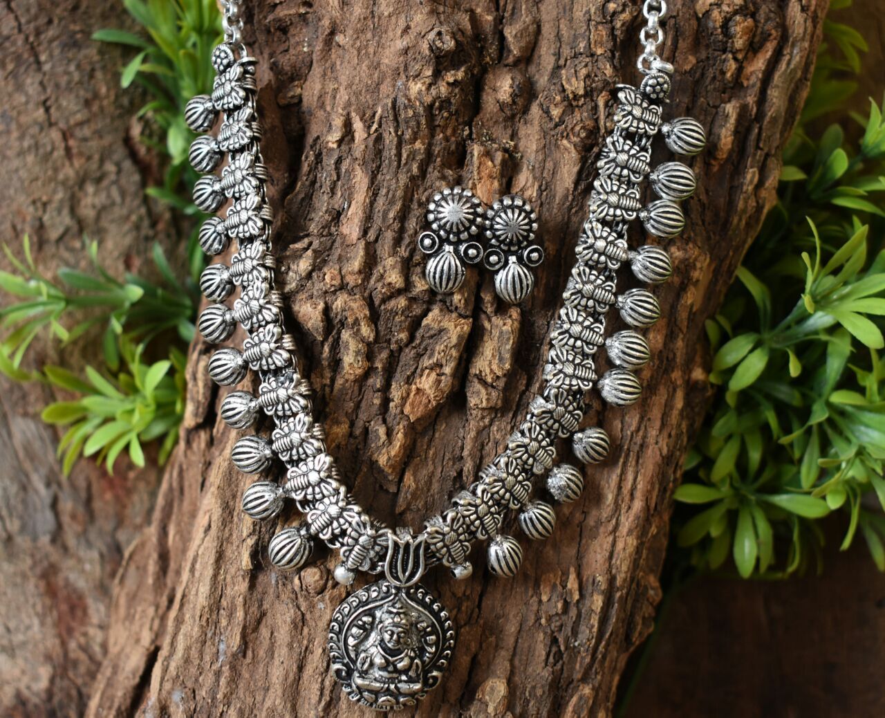 Oxidized Temple Necklace and Earrings-OTN039