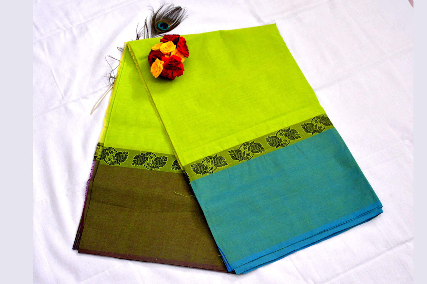 Parrot Green with Floral Designed Double Color Border Pure Handwoven Chettinad Cotton Saree