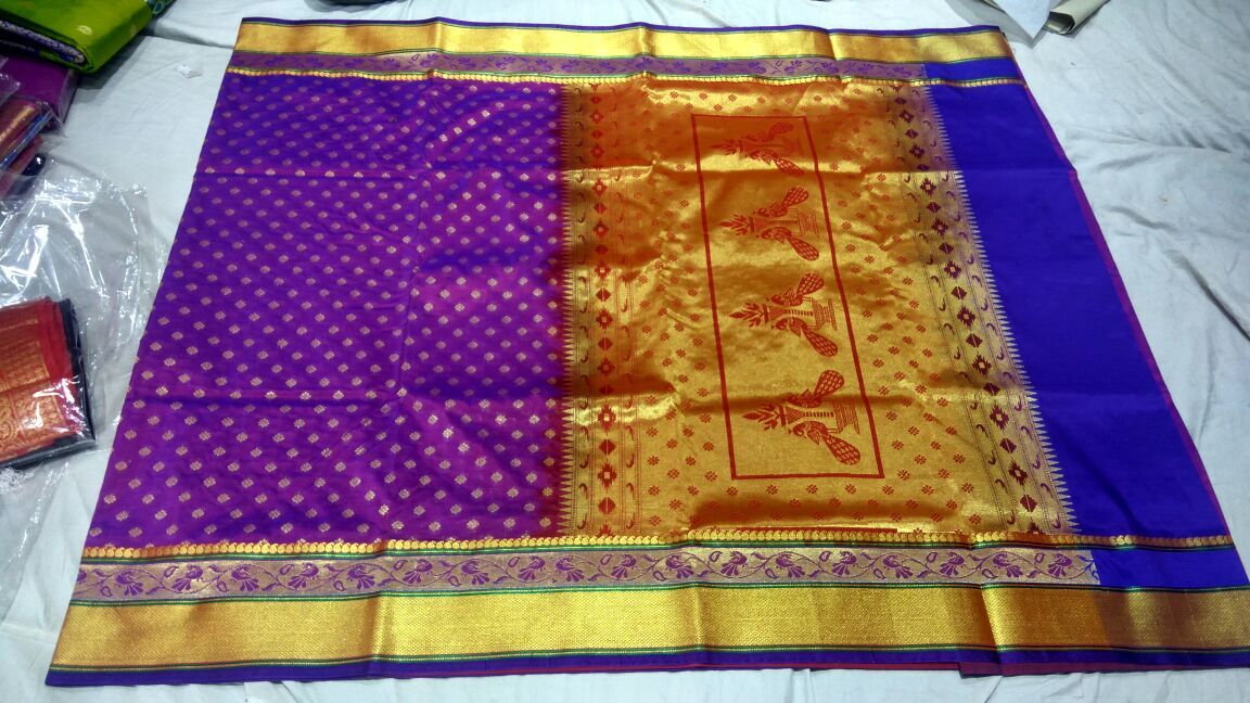Purple with Peacock Designed Golden Pallu Paithani Saree-PAITHANI-004