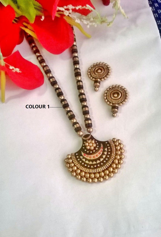 SemiCircle Black Terracotta Jewellery Set