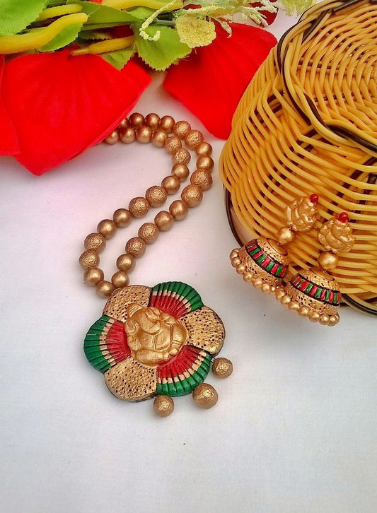 Tricolour Vinayagar Terracotta Jewellery Set